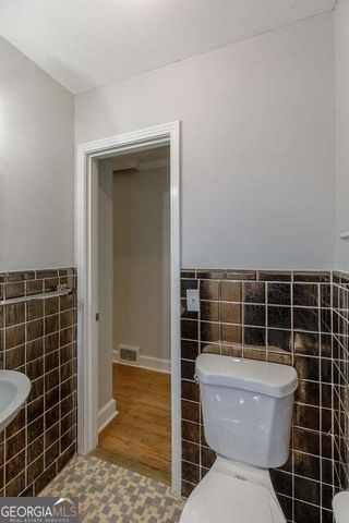 403 Oakland Drive, Lafayette, GA 30728