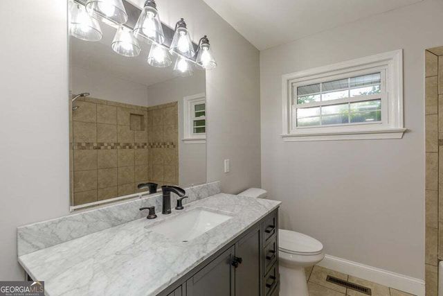 403 Oakland Drive, Lafayette, GA 30728