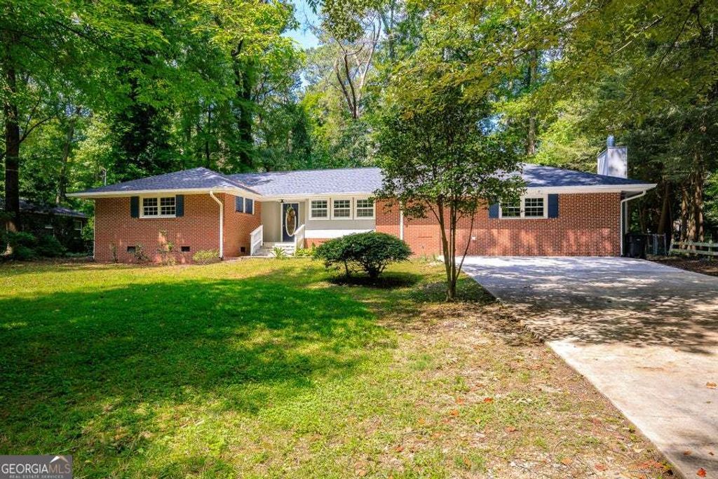 403 Oakland Drive, Lafayette, GA 30728