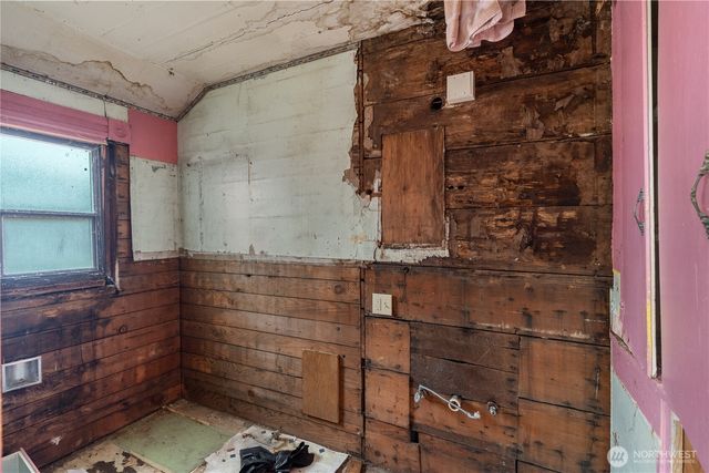 504 9th Street, Hoquiam, WA 98550