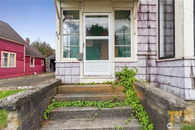 504 9th Street, Hoquiam, WA 98550