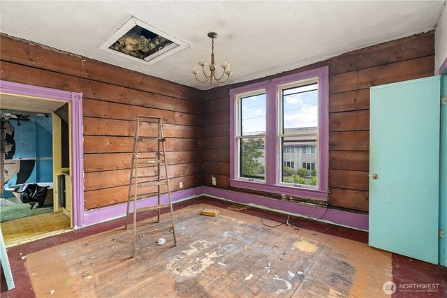 504 9th Street, Hoquiam, WA 98550