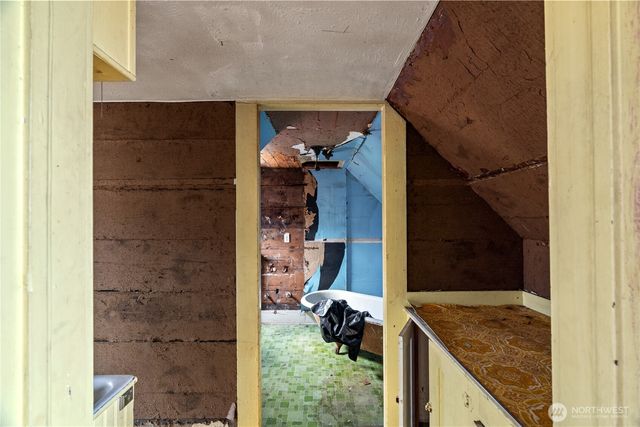 504 9th Street, Hoquiam, WA 98550