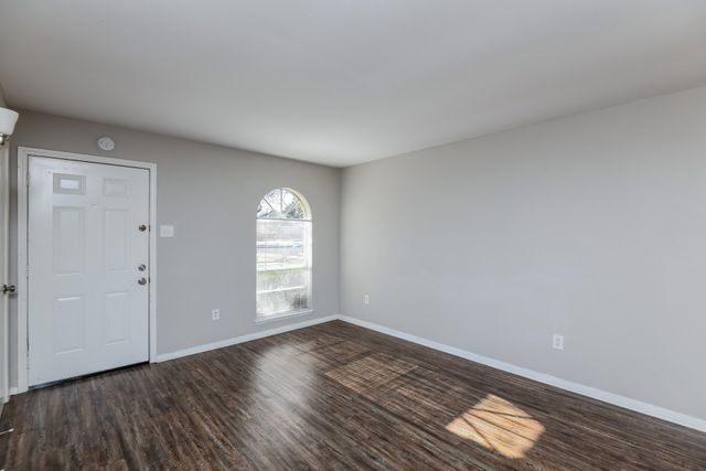 129 Sheffield Drive, Cedar Hill, TX 75104