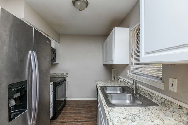 129 Sheffield Drive, Cedar Hill, TX 75104