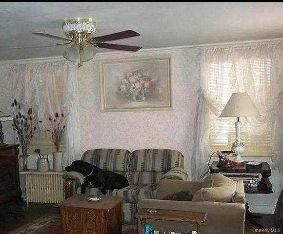311 Market St Ext, Saugerties, NY 12477