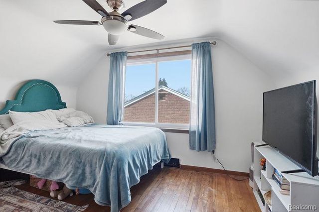 22050 Mauer Street, St. Clair Shores, MI 48080