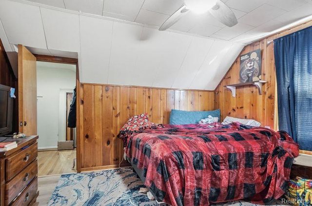 22050 Mauer Street, St. Clair Shores, MI 48080