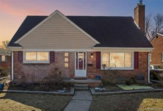 22050 Mauer Street, St. Clair Shores, MI 48080