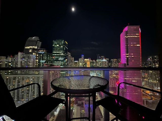 151 SE 1st Street PH07, Miami, FL 33131