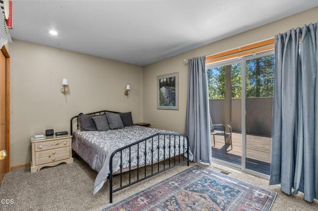 18117 Belknap Lane, Sunriver, OR 97707
