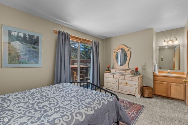 18117 Belknap Lane, Sunriver, OR 97707