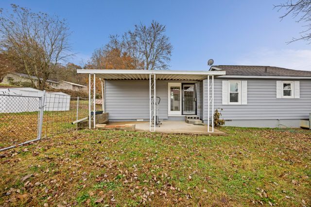 405 Andrews Street, Rossville, GA 30741