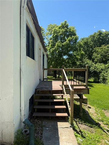 9915 North Road, Fairview Heights, IL 62208