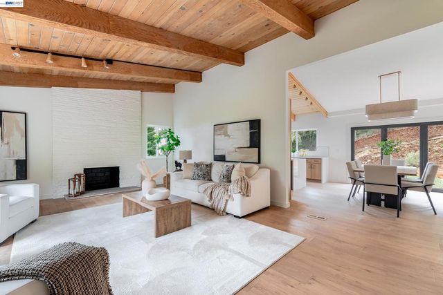 4827 Trinidad, Oakland, CA 94602