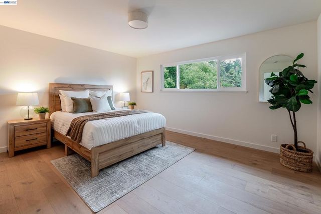 4827 Trinidad, Oakland, CA 94602