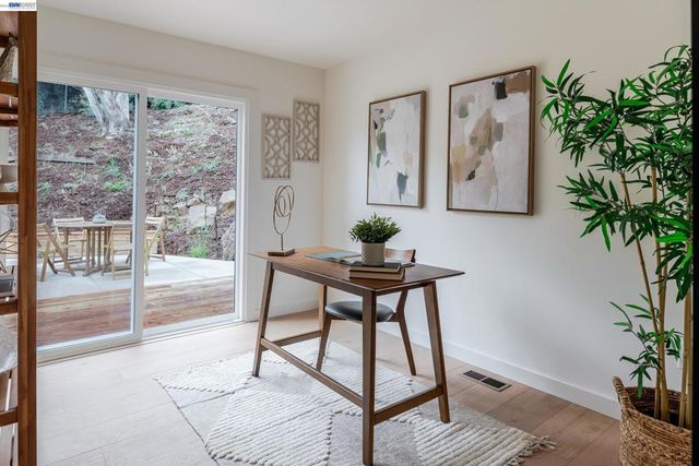 4827 Trinidad, Oakland, CA 94602