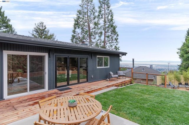 4827 Trinidad, Oakland, CA 94602