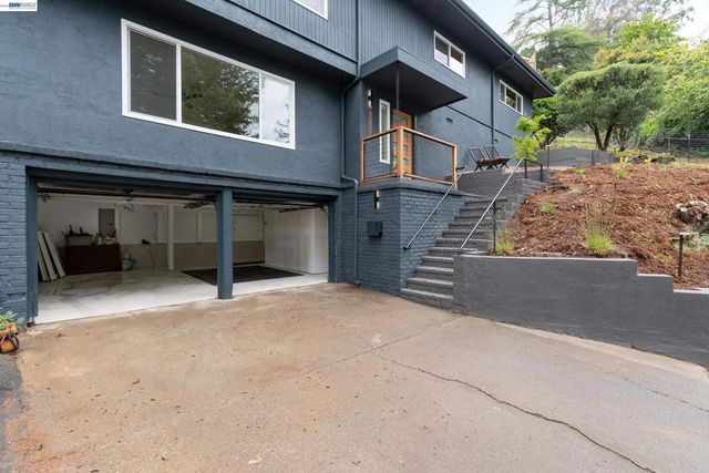 4827 Trinidad, Oakland, CA 94602
