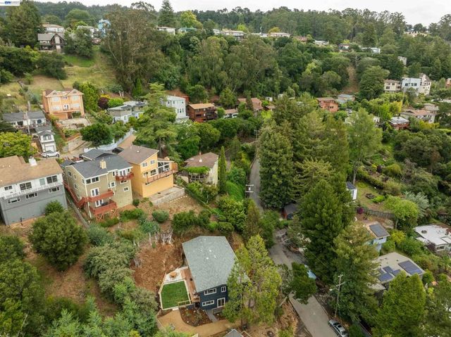 4827 Trinidad, Oakland, CA 94602