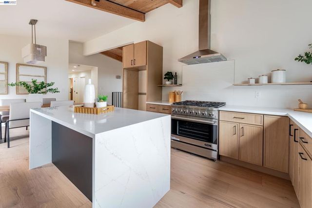4827 Trinidad, Oakland, CA 94602