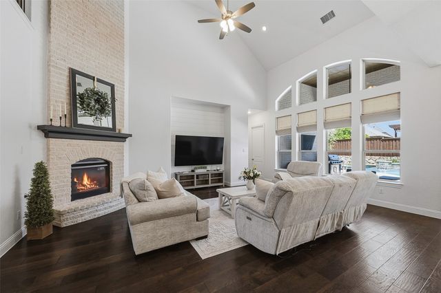 1929 Shumard Way, Fort Worth, TX 76008