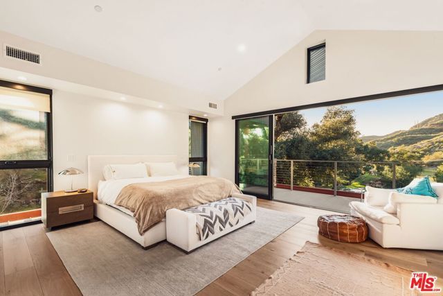 28525 Newton Canyon Road, Malibu, CA 90265