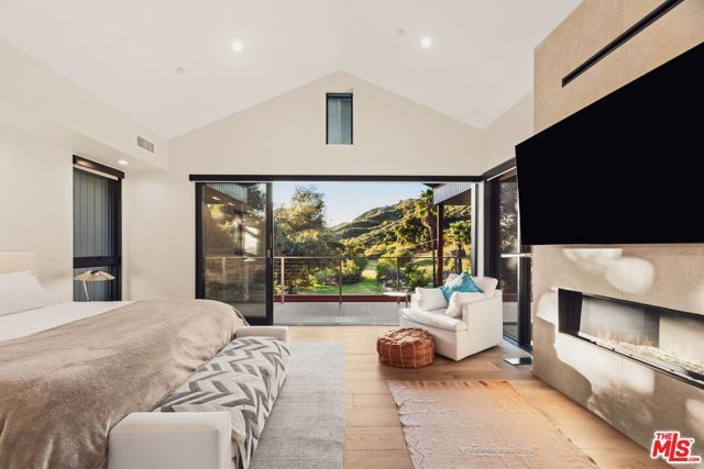 28525 Newton Canyon Road, Malibu, CA 90265