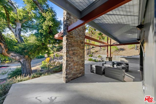 28525 Newton Canyon Road, Malibu, CA 90265