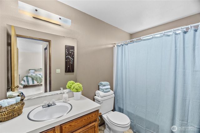 4927 Cottage Lane SE, Lacey, WA 98503