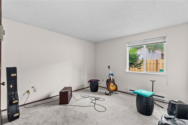 4927 Cottage Lane SE, Lacey, WA 98503