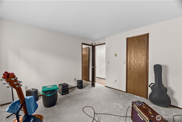 4927 Cottage Lane SE, Lacey, WA 98503