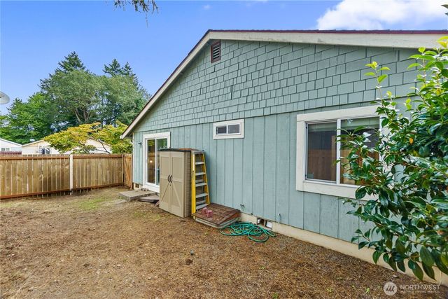 4927 Cottage Lane SE, Lacey, WA 98503