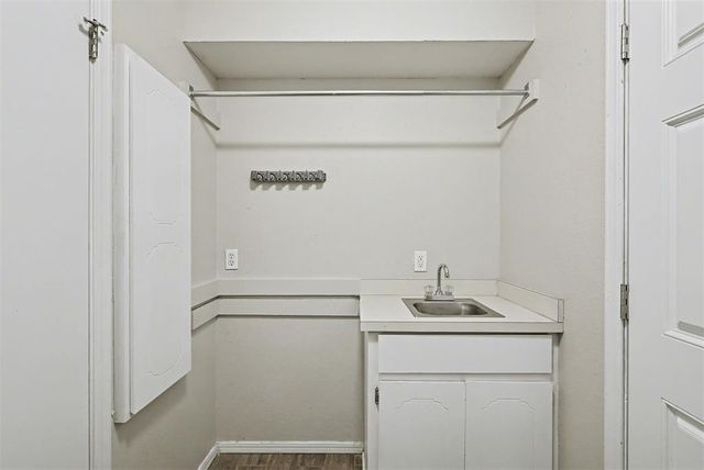 1725 Overland Trail, Choctaw, OK 73020