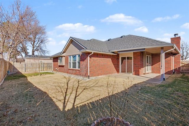1725 Overland Trail, Choctaw, OK 73020