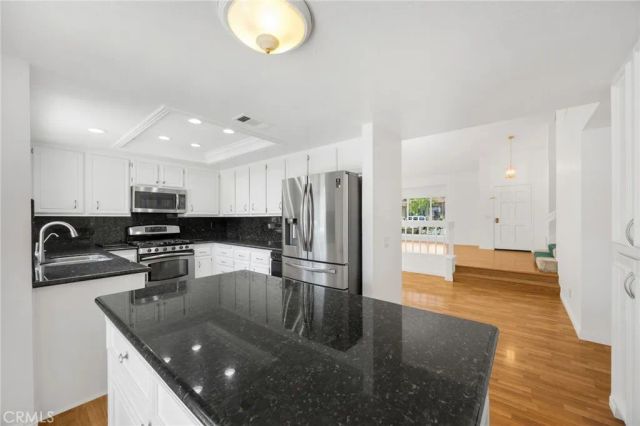 2425 Centennial Way, Corona, CA 92882