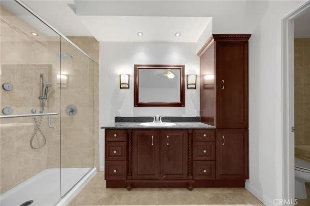 2425 Centennial Way, Corona, CA 92882