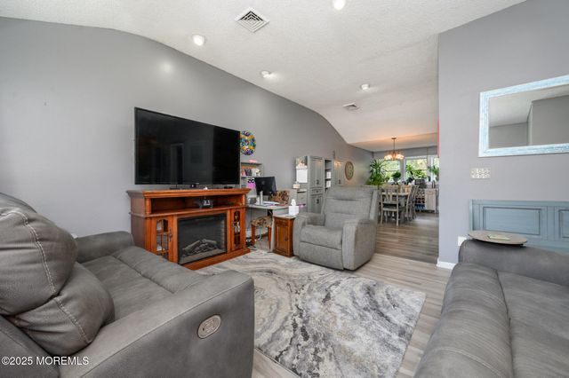 1094 June Court, Toms River, NJ 08753