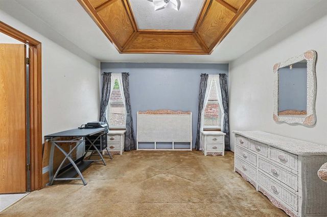 1611 N Orchard Terrace, Mustang, OK 73064