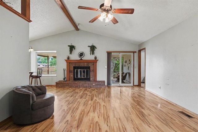 1611 N Orchard Terrace, Mustang, OK 73064