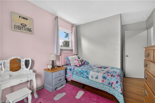 604 N Piping Rock RD, Virginia Beach, VA 23452