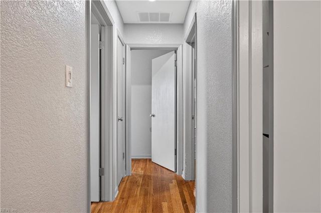 604 N Piping Rock RD, Virginia Beach, VA 23452