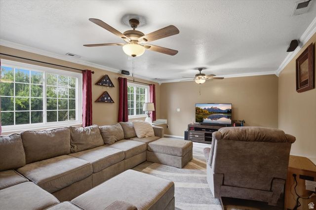 4710 S 2625 W, Roy, UT 84067