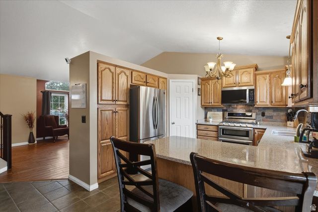 4710 S 2625 W, Roy, UT 84067