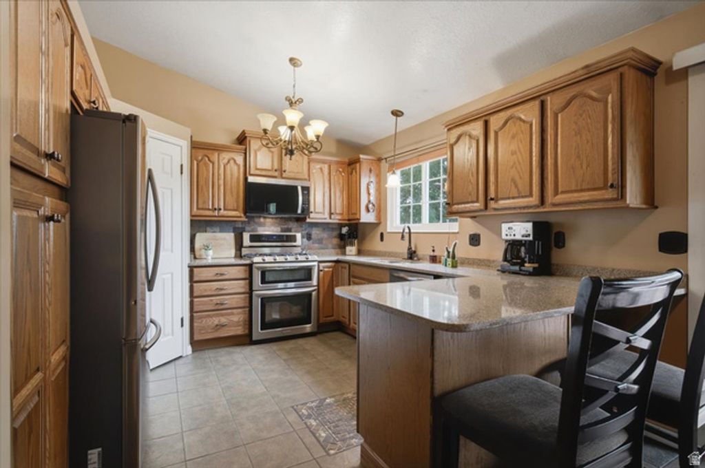 4710 S 2625 W, Roy, UT 84067 — photo 5