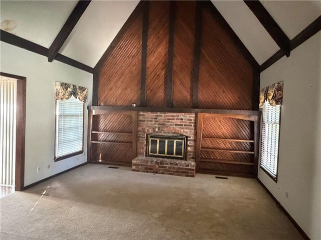 7020 Widmer Road, Shawnee, KS 66216