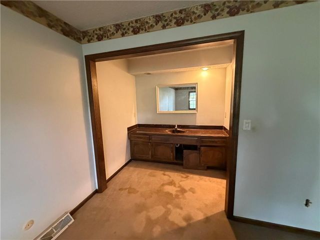 7020 Widmer Road, Shawnee, KS 66216