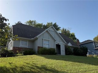 7020 Widmer Road, Shawnee, KS 66216