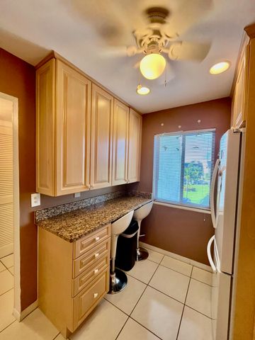 4090 Tivoli Court 301, Lake Worth, FL 33467