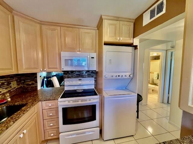 4090 Tivoli Court 301, Lake Worth, FL 33467